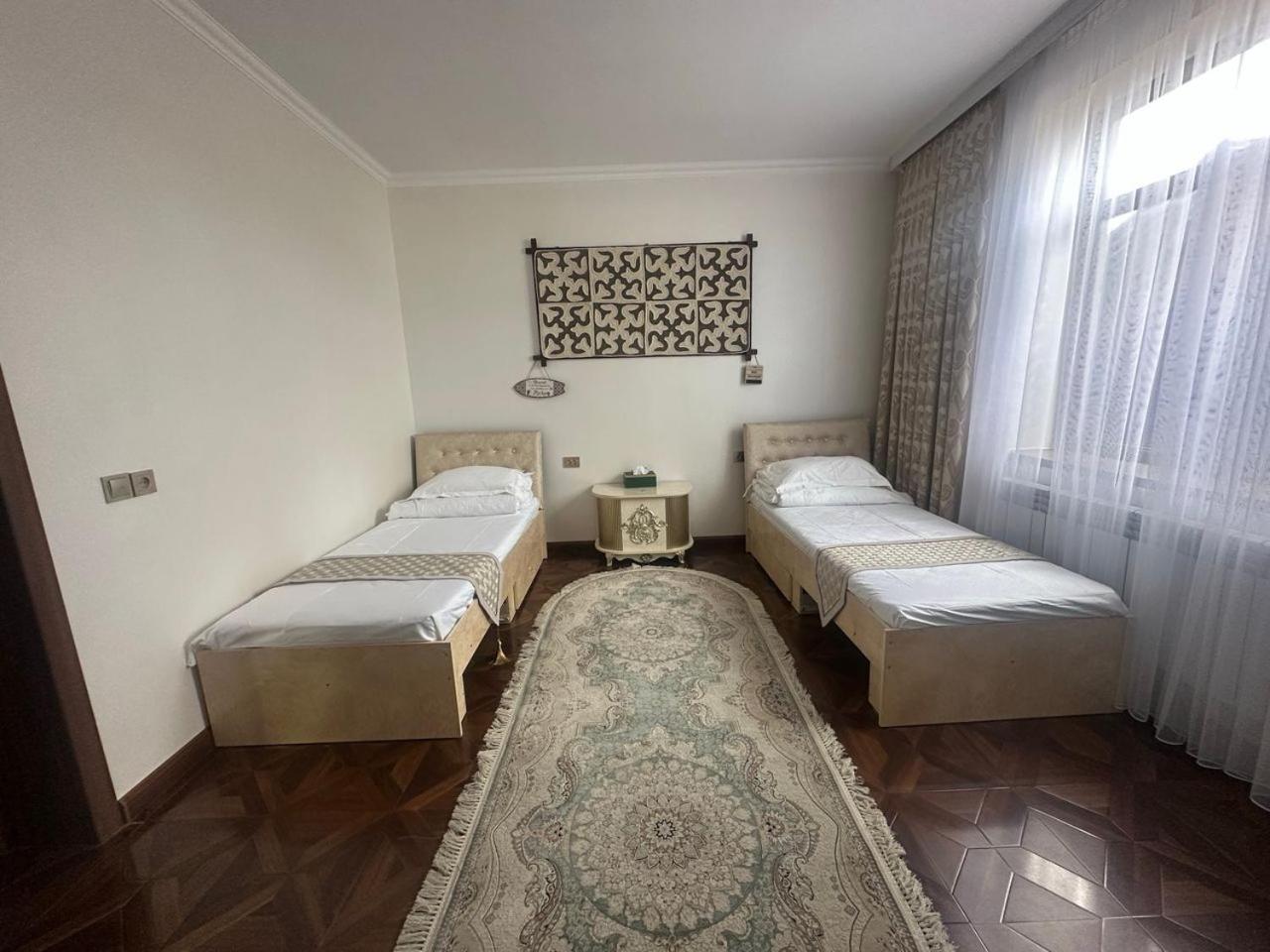 Sultan Saray Hostel Oş Exterior foto