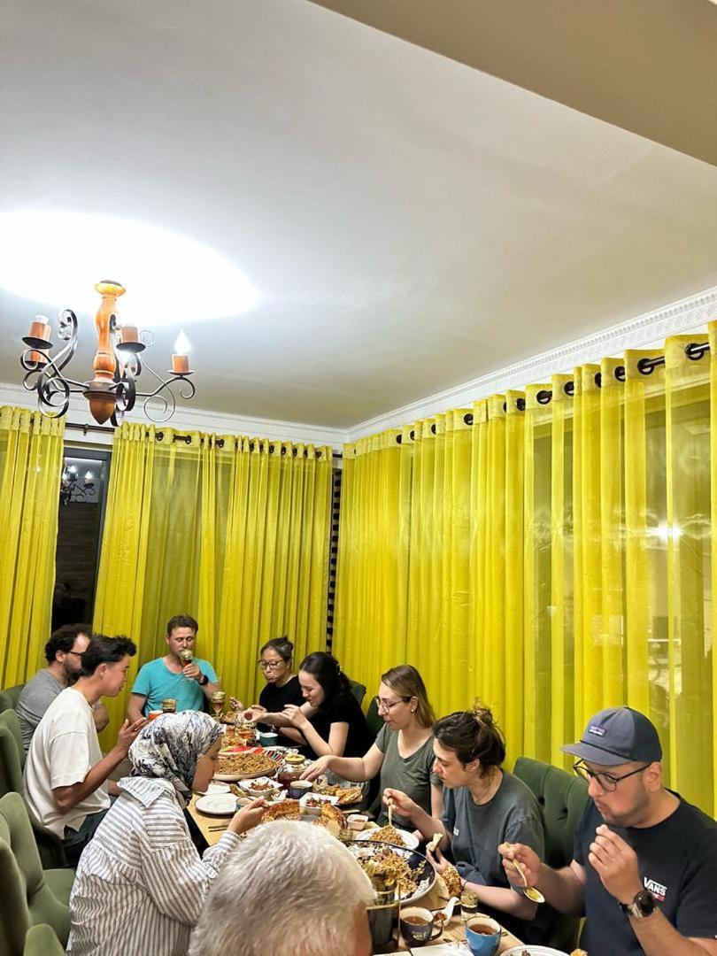 Sultan Saray Hostel Oş Exterior foto